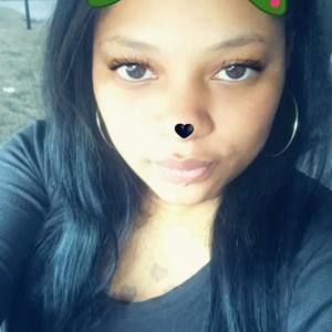 Meet your Posher, Gloria